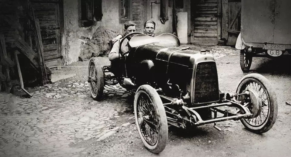 Resultado de imagem para Bamford & Martin 1913